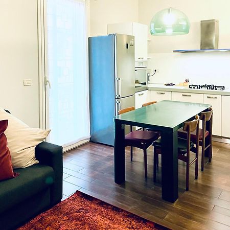 Casa Di Dora Elegante 3 Camere Sant'Orsola Bologna Bagian luar foto